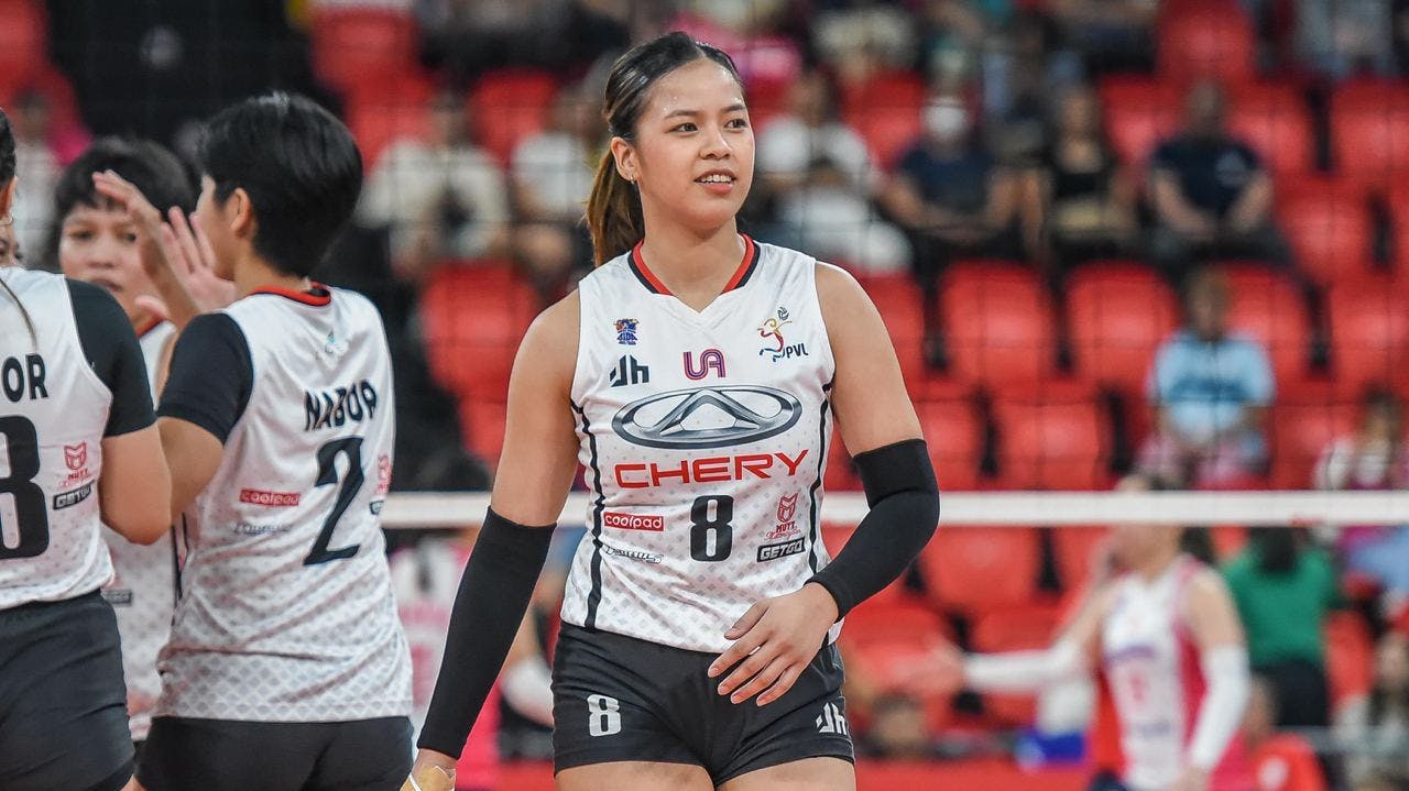 Eya Laure shares how she overcame doubts in PVL rookie year